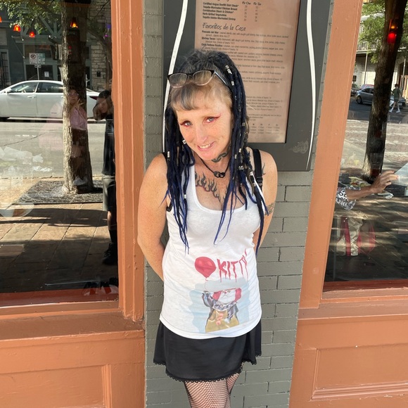 Meet your Posher, Brett - Picture 5 of 16